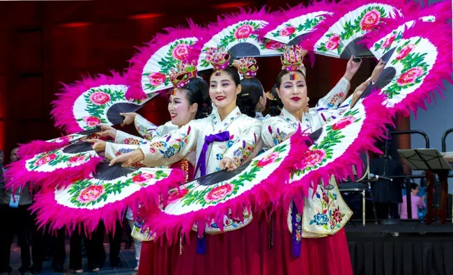 Colorful dance performance at a World Gas Conference reception